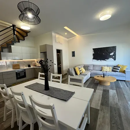 Aelia Luxury House Apartment *